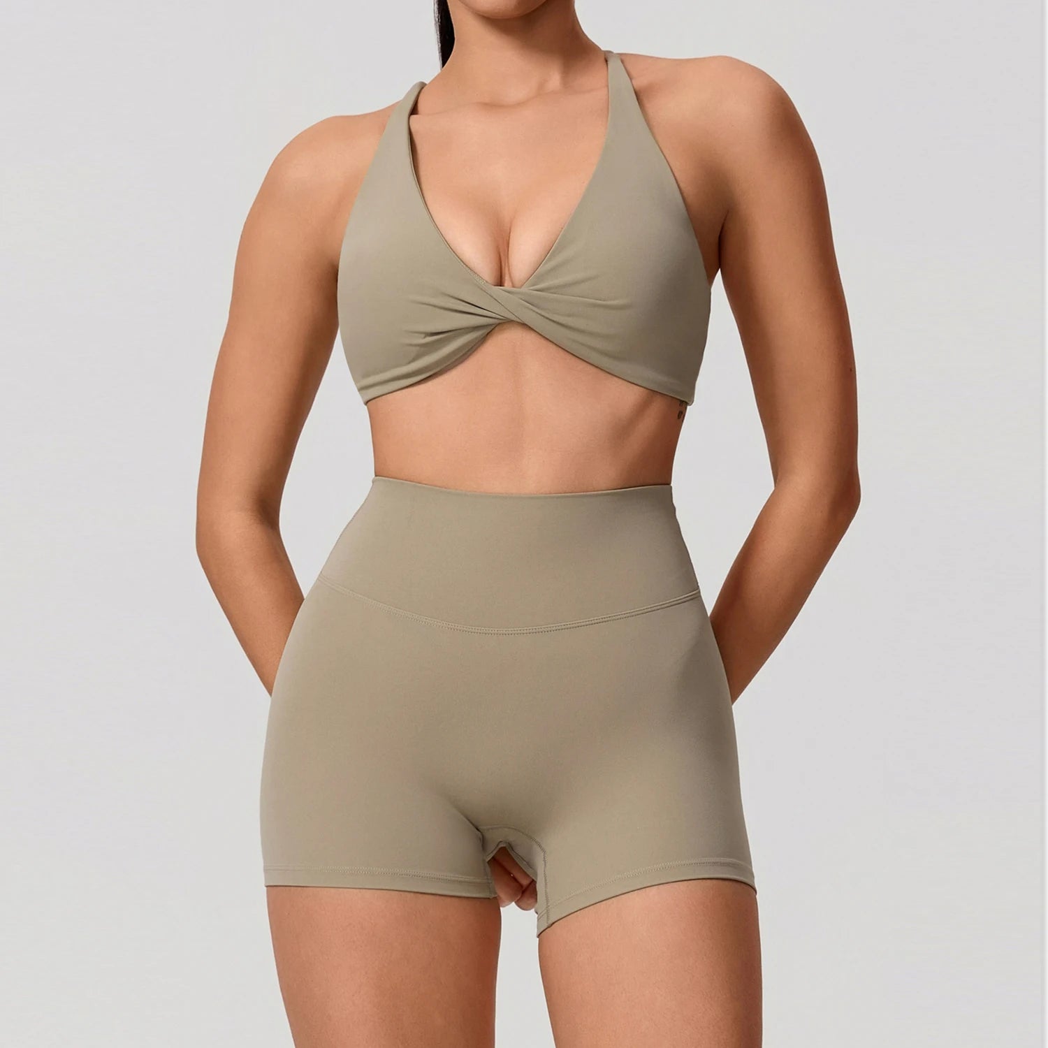 The Twist Short Set